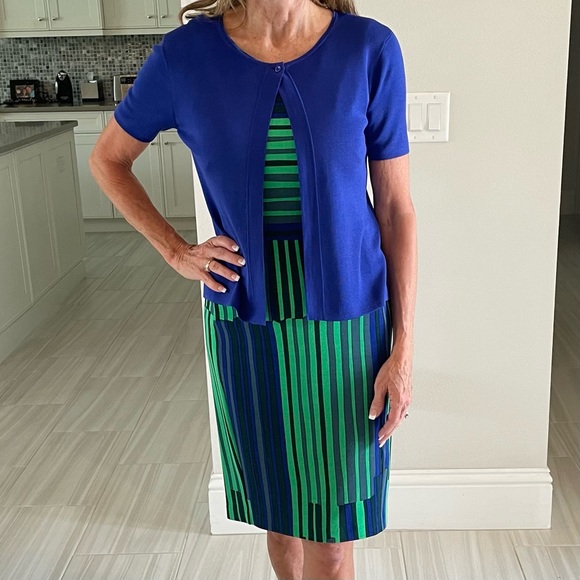 MaxMara sleeveless Dress and Matching Sweater - Picture 6 of 15